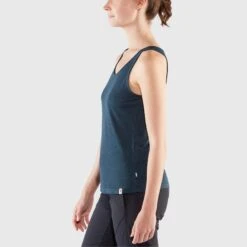 FJÄLLRÄVEN HIGH COAST LITE TANK TOP W Damen - Trägershirt 13 FJÄLLRÄVEN HIGH COAST LITE TANK TOP W Damen - Trägershirt -Sportbekleidungsgeschäft 5637808672 f high coast lite tank top w fjaellraeven 24 1