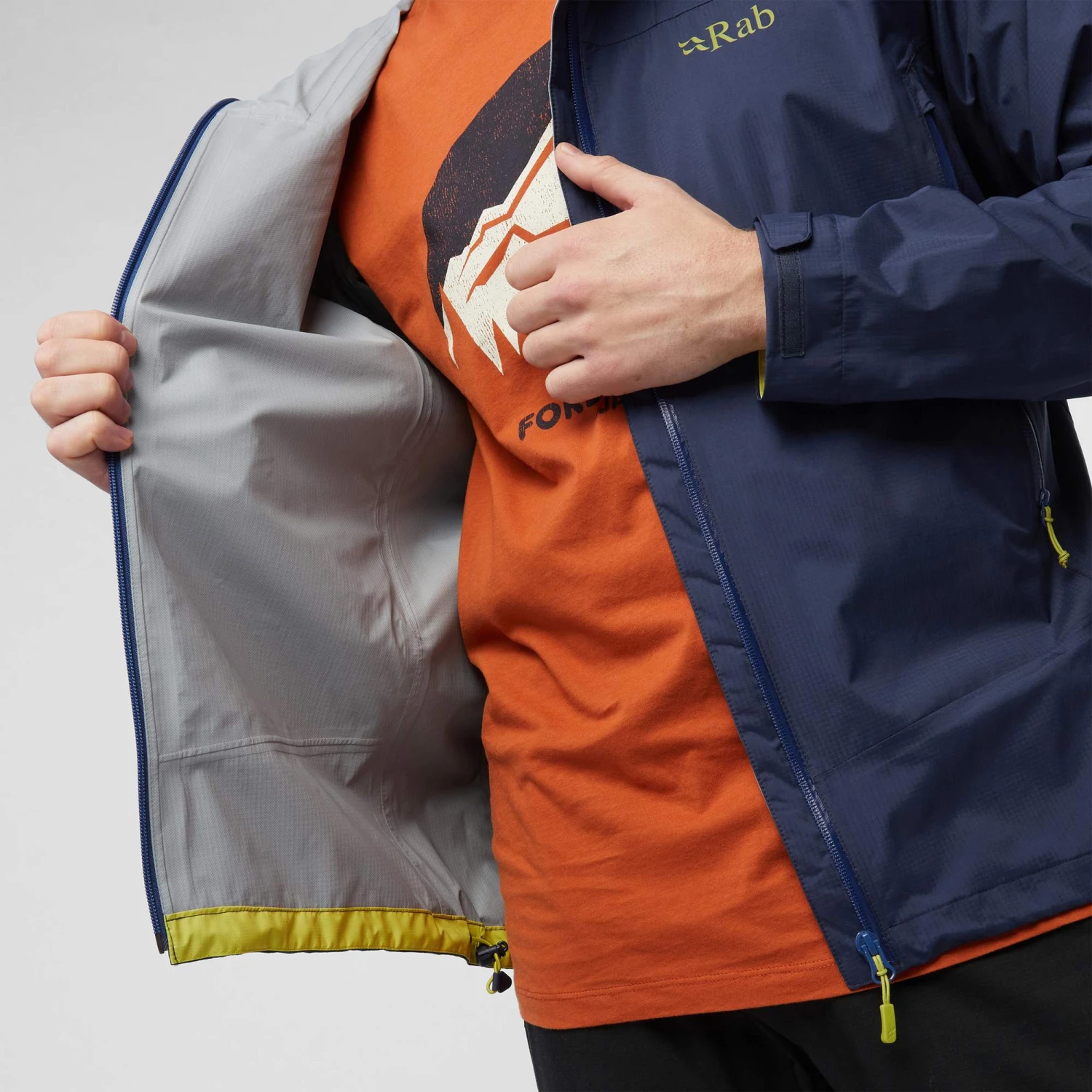 Rab DOWNPOUR PLUS 2.0 JACKET Herren - Regenjacke 19 Rab DOWNPOUR PLUS 2.0 JACKET Herren - Regenjacke – Bild 17